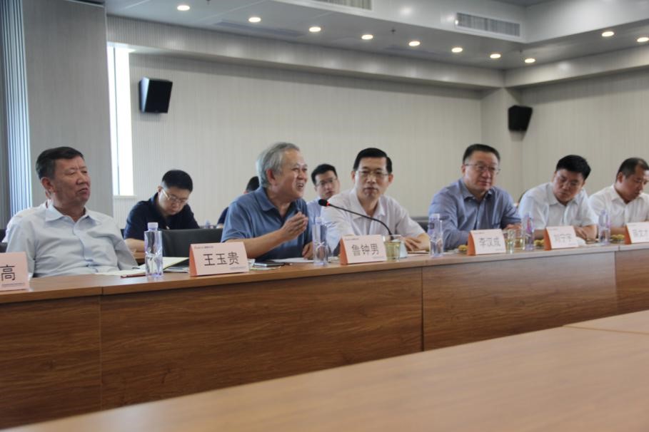 民生银行董事、监事一行来尊龙凯时人生就是搏科技调研